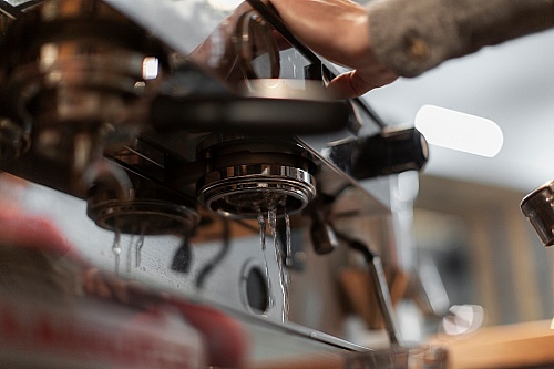 Apa itu Kalibrasi Kopi? Simak Fungsi & Prosesnya