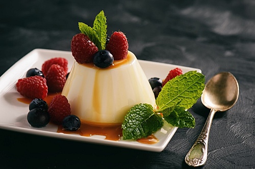 10 Resep Panna Cotta Ala Italia yang Lembut dan Creamy