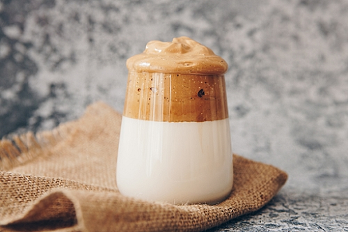 Tampilan Cantik Minuman Kekinian Ala Cafe dengan Foam