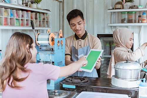 Tips dan Trik Langkah Awal Memulai Bisnis Minuman Kekinian