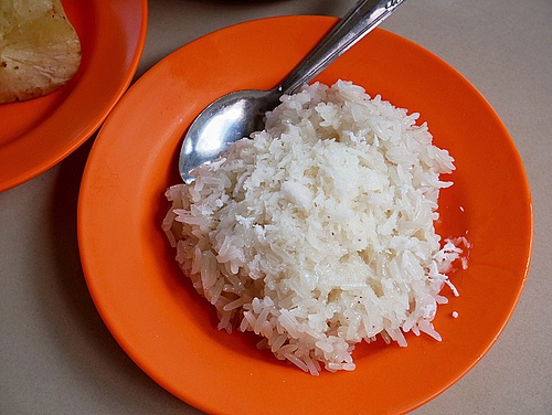 Uniknya Ketan Susu Kemayoran, Kudapan Nikmat Praktis Dibuat