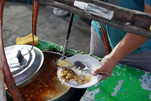 Gultik Blok M, Sajian Sederhana yang Melegenda di Jakarta