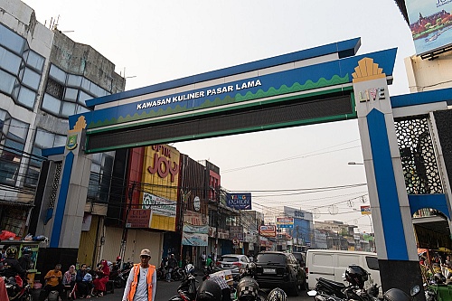 Pasar Lama Tangerang: Pusat Jajanan Lezat dan Legendaris!