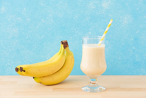 7 Resep Jus Pisang dan Segenap Manfaat Sehatnya Bagi Tubuh