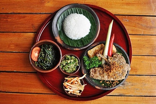 5 Bisnis Kuliner yang Laris Manis Saat Musim Hujan