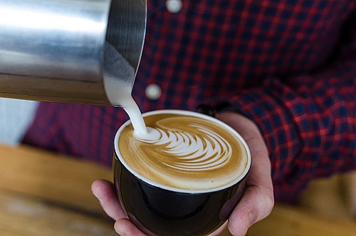 11 Kesalahan dalam Membuat Latte Art, Begini Penjelasannya!