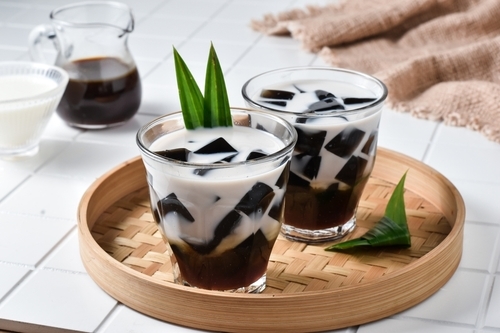 Resep Es Cincau Hitam Susu Gula Merah - Omela